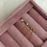 Queen chain earring (ball back)